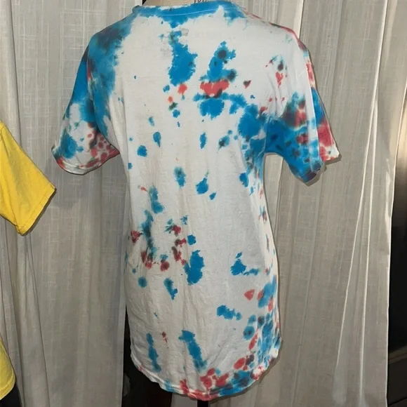 Hanes tie dye white shortsleeve t-shirt 100% Cotton dyed blue & red women’s M​​ - Picture 3 of 5